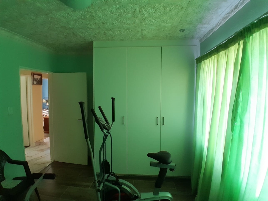 To Let 4 Bedroom Property for Rent in Kathu Northern Cape